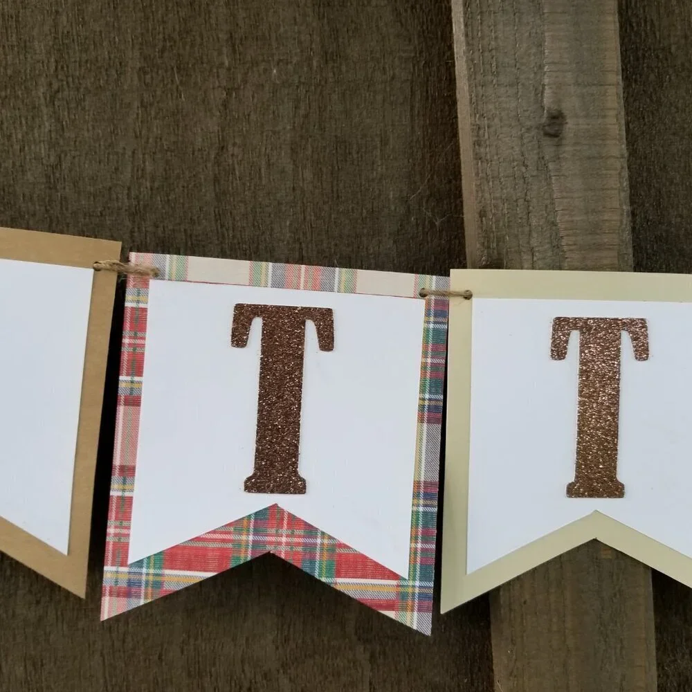 LITTLE BEAR- Red and White Party Decorations Set